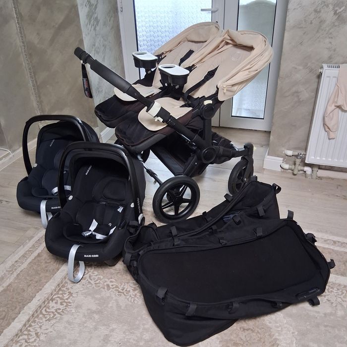 Carucior gemeni bugaboo donkey + scaune auto maxi cosi