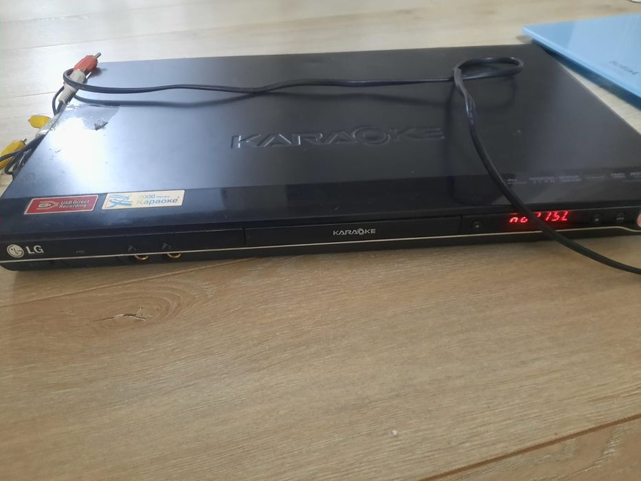 DVD проигрыватель LG