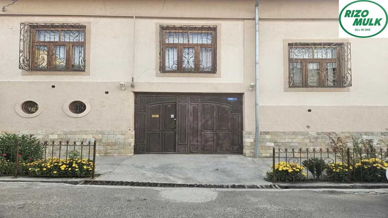 Назарбек Иттифокда файзли ховли сотилади. NR494/57