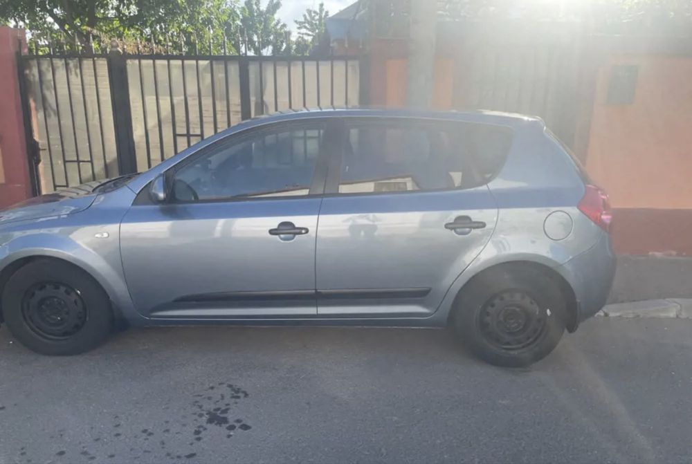 Urgent 1800€ Kia ceed 2008
