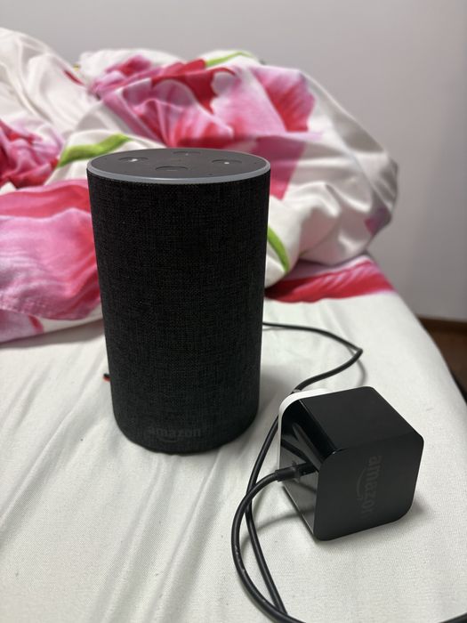 Boxa Alexa abia folosita