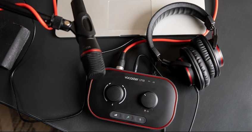 Продам Focusrite Vocaster One Studio [ОРИГИНАЛ]