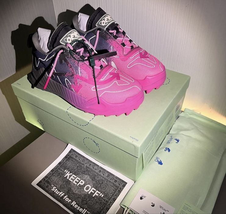 Adidasi off white odsy 1000