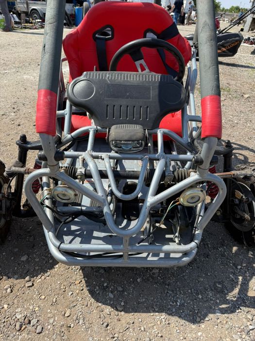 Vând buggy benzina