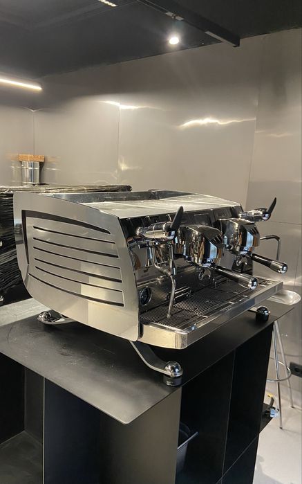 Espressor profesional Victoria Arduino Black Eagle (expresor/expressor