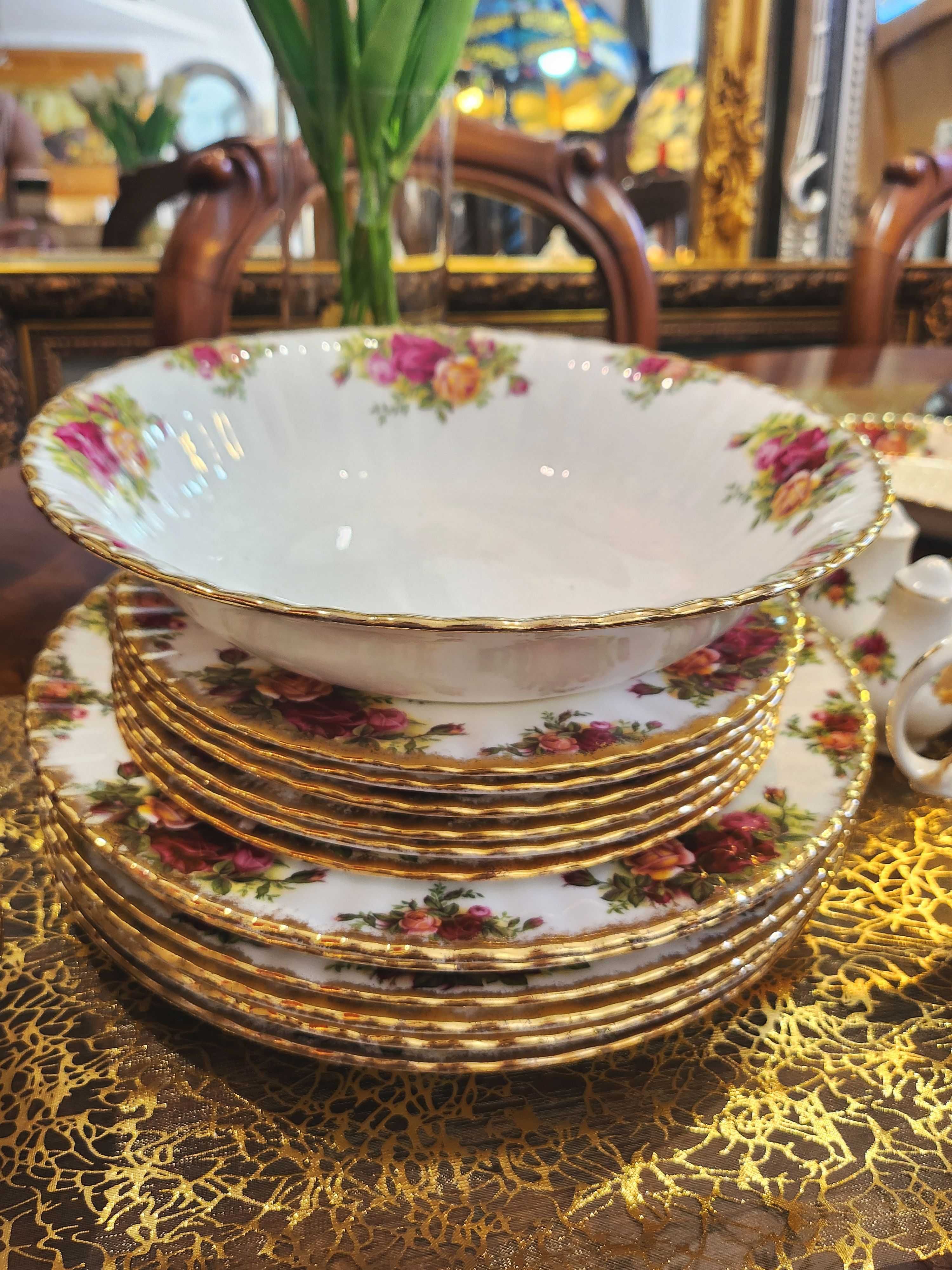 Луксозен сервиз Royal Albert Old Country Roses за 6 души, 50части