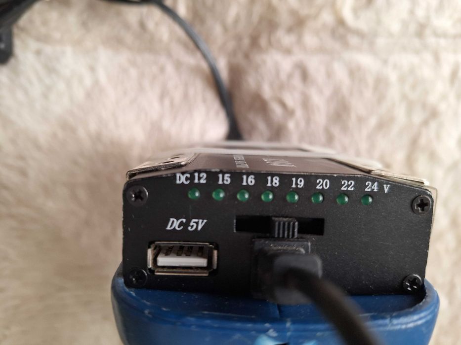 Bormasina de gaurit si insurubat, alimentare 220 v, priza USB