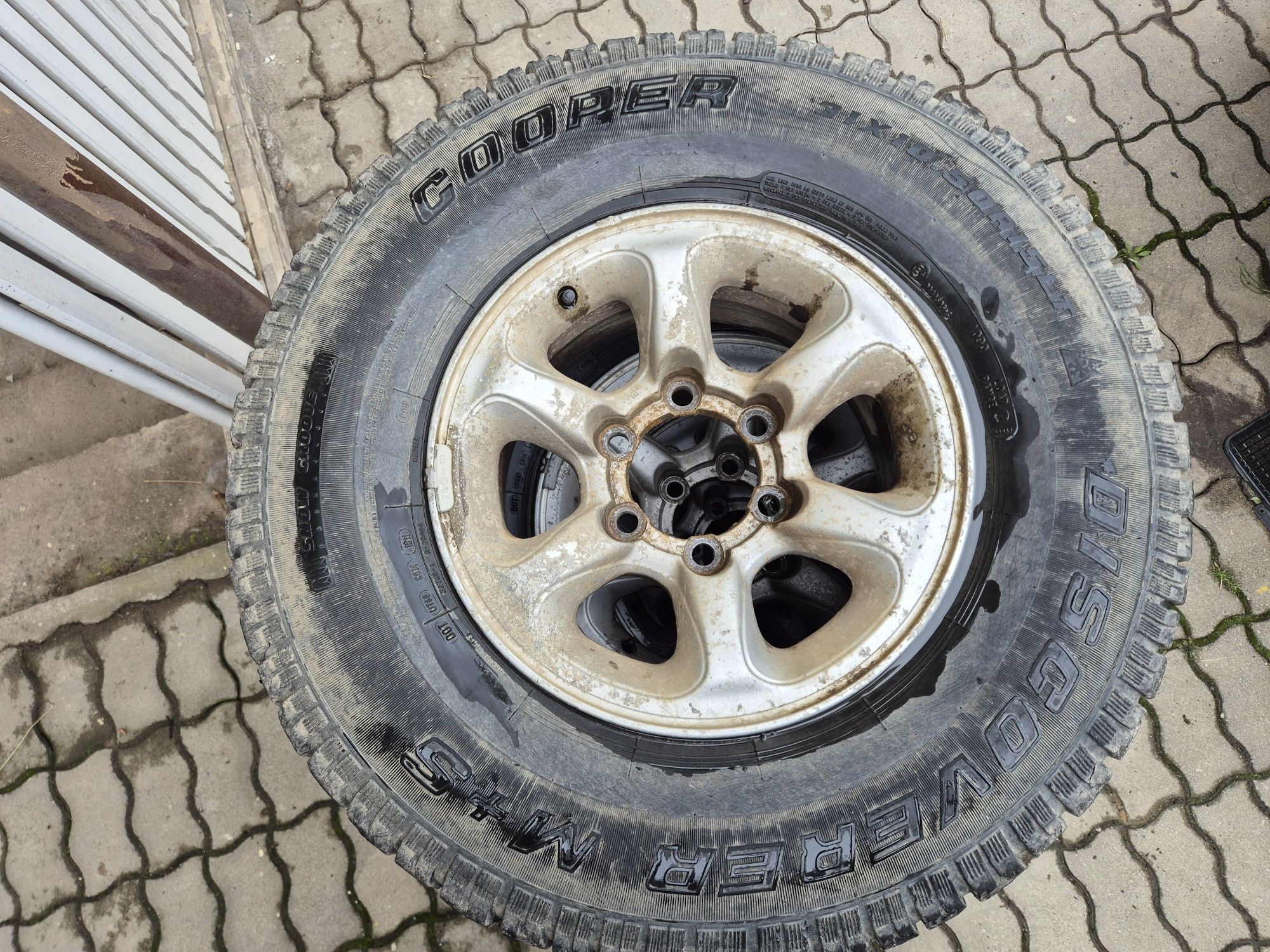 Anvelopa / Cauciuc Cooper Discover M+S 265 / 75  R15