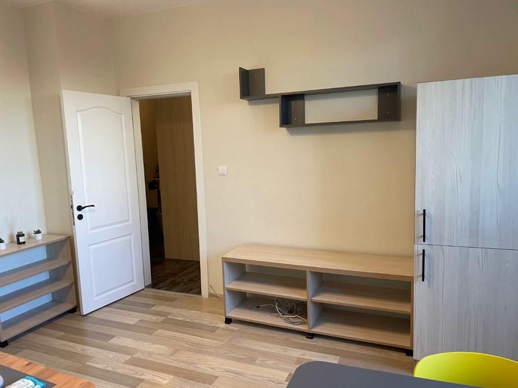 Дава се под наем Тристаен апартамент в София, Овча купел 1 - 74 кв.м за 650 € - Снимка #1