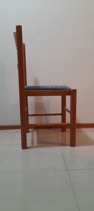 4 броя кухненски стол за маса