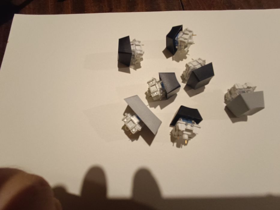 Продавам механична клавиатура за части