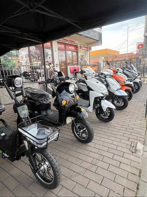 Scuter Revo 50 Daytona fara permis