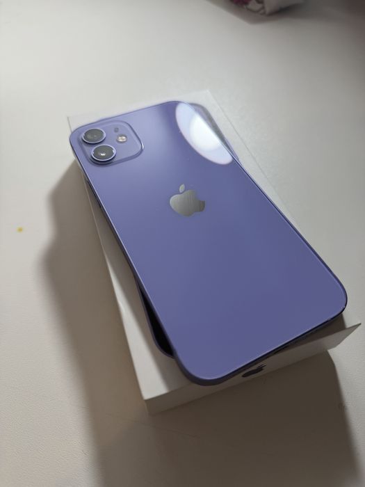 Iphone 12 в идеальном состояний