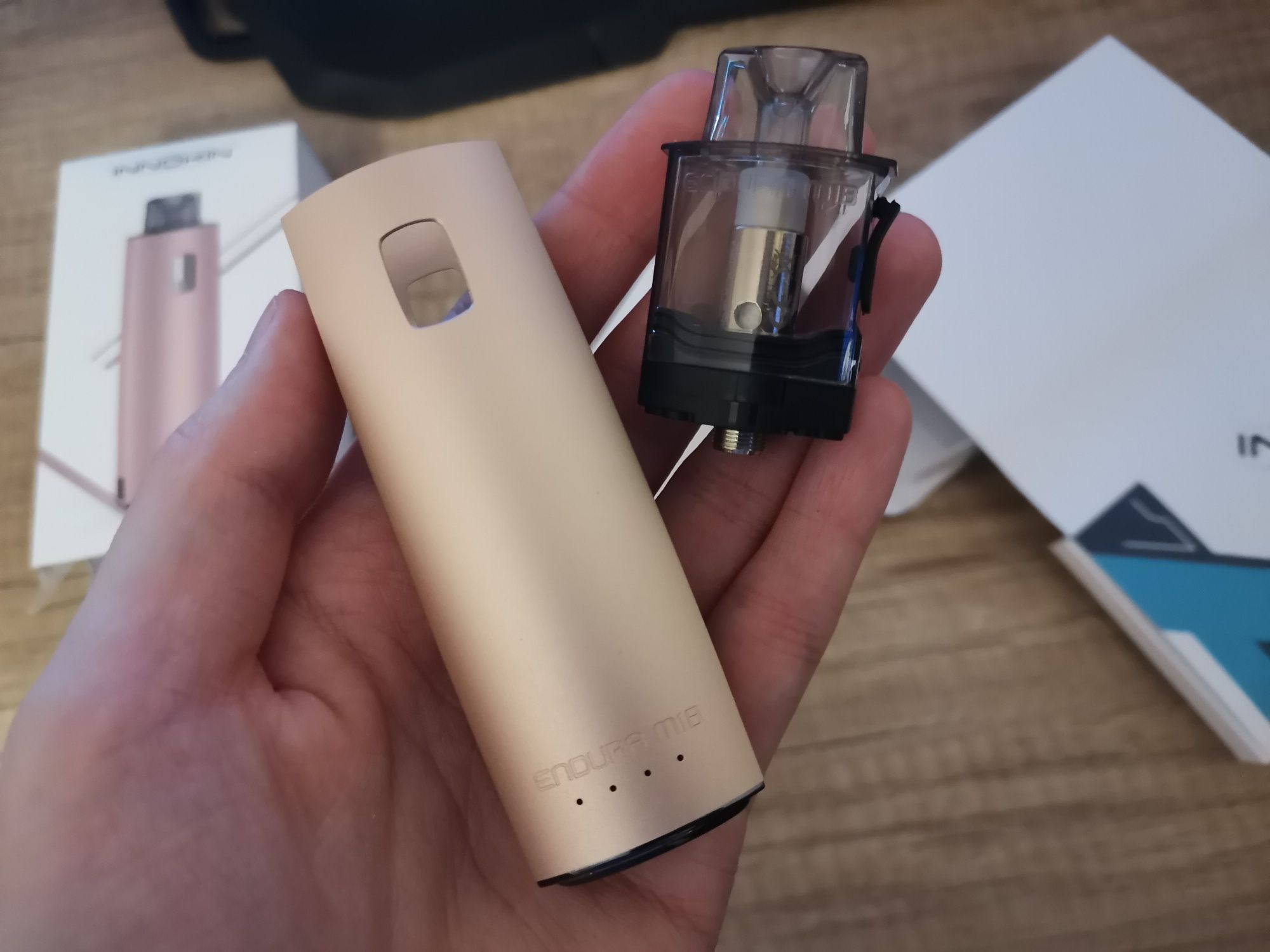 [NOU] Tigara Electronica Innokin Endura M18 (Pod Kit)