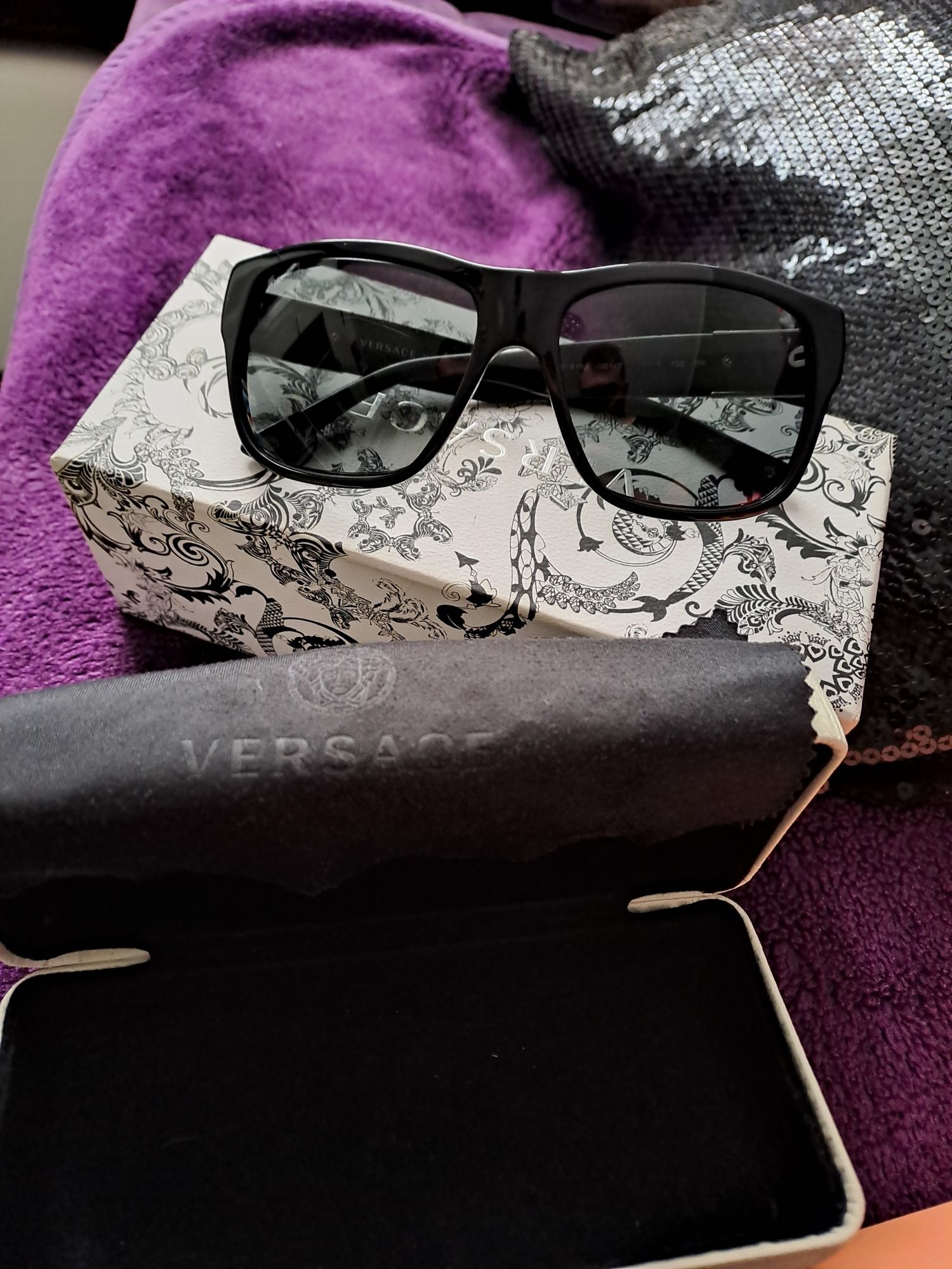 Ochelari originali Versace cu toc si cutie