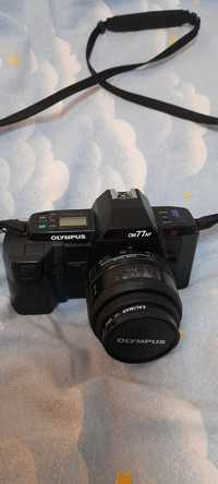 Aparat foto Nikon F60..