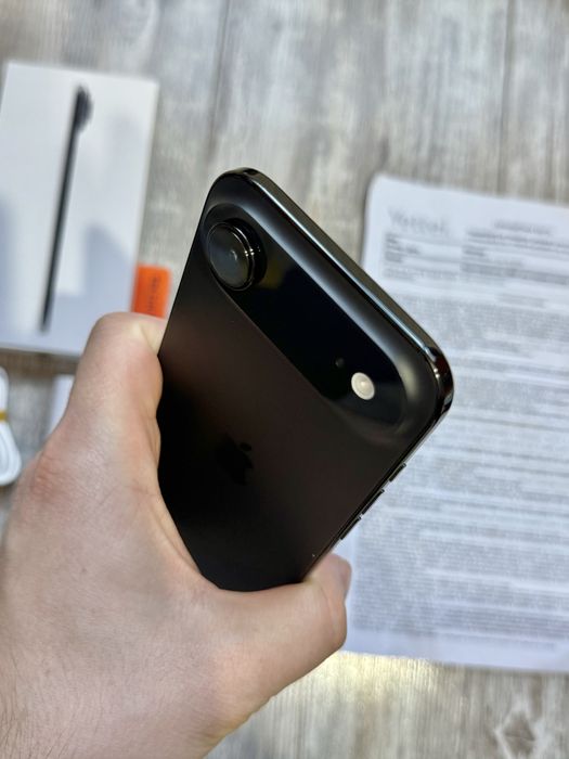 Iphone Air 512 GB Black 100 % Battery Health Като Нов Гаранционен 3 г.