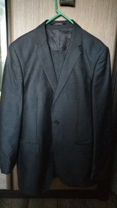 Продам костюм мужской