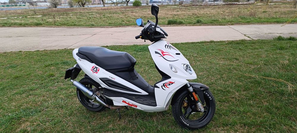 OFERTA VERII 2025 !Vând Malaguti F12R Phantom Tribal 50cc 2T/ ITP 2027