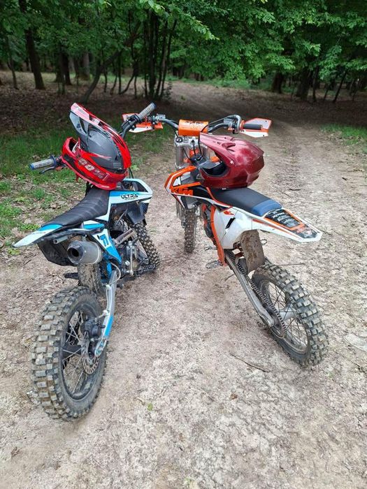 Vând sau schimb moto cross nou de 125 detalii la tel