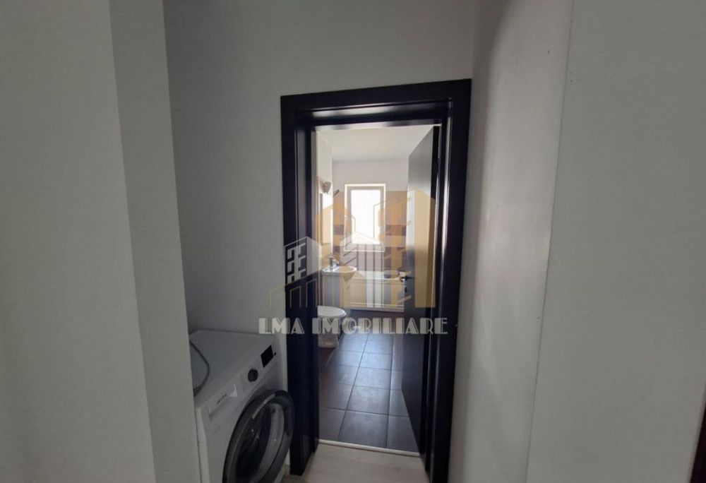 Apartament 3 camere de inchiriat
