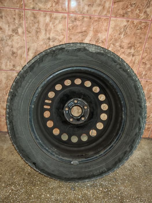 Set 4 Jante oțel GM Opel și anvelope iarnă Nokian 205 60 R16