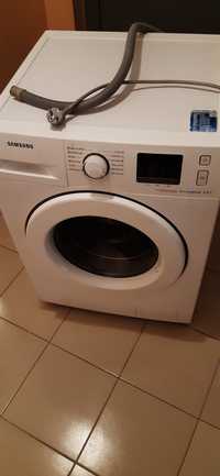 Пералнята Самсунг