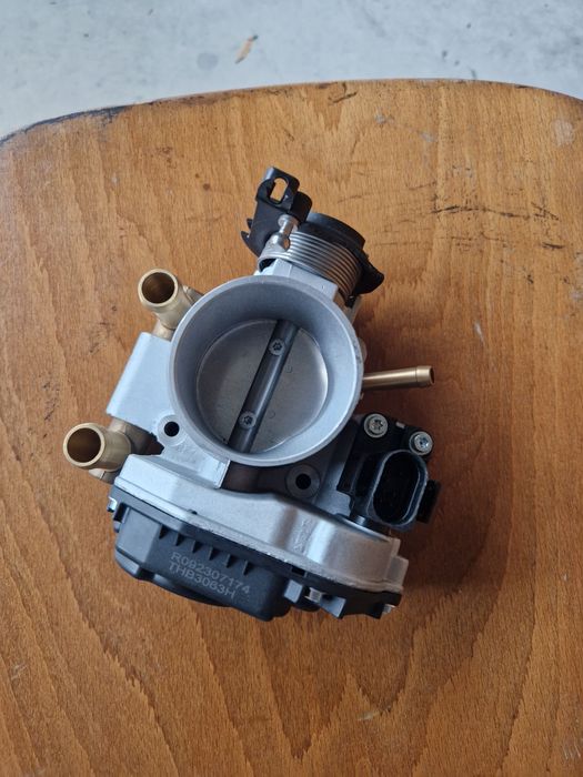 Clapeta acceleratie Audi A4/A6