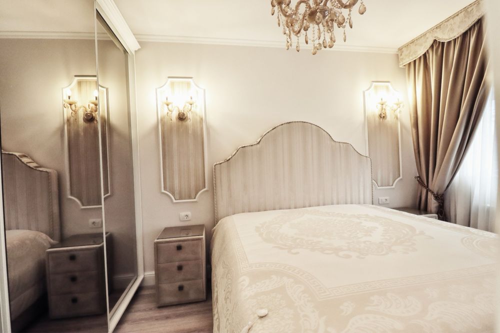 PROPRIETAR INCHIRIEZ apartament cu 3 camere parter  si gradina