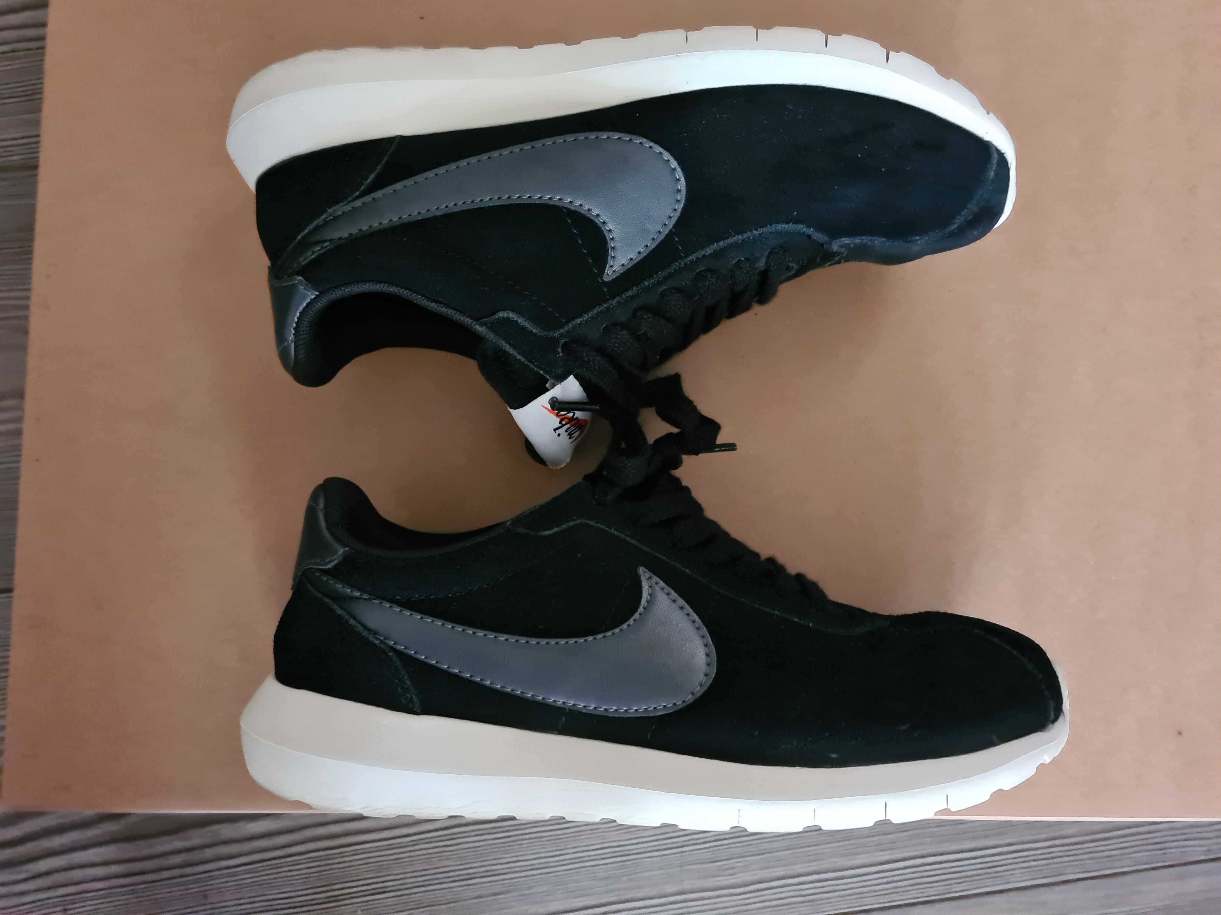 Vand adidasi Nike piele intoarsa mar 40