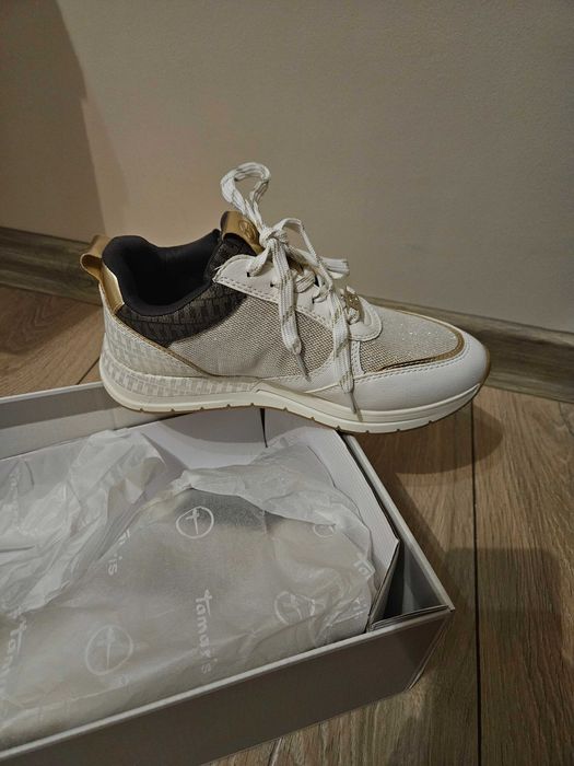 Спортни обувки TAMARIS