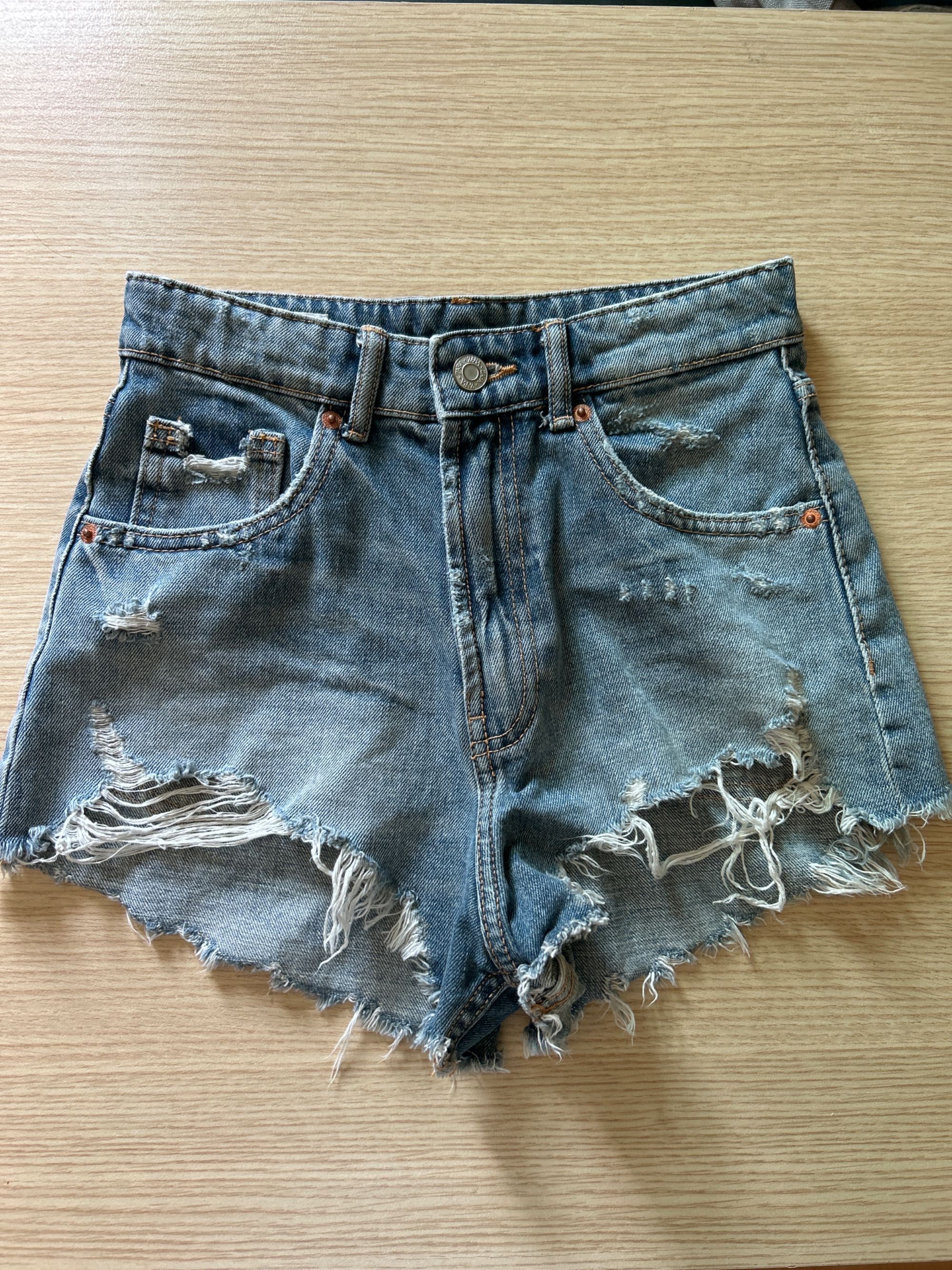 Къси дънкови гащи ZARA