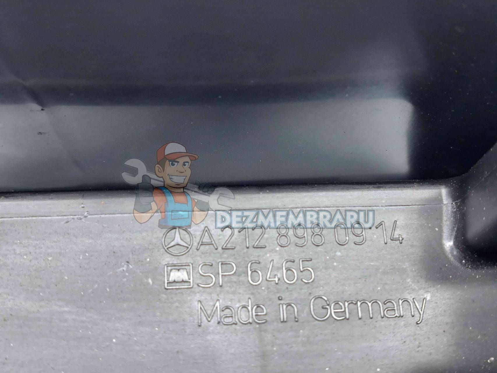 Ornament portbagaj Mercedes Clasa C (W204) [Fabr 2007-2014] A2128980914