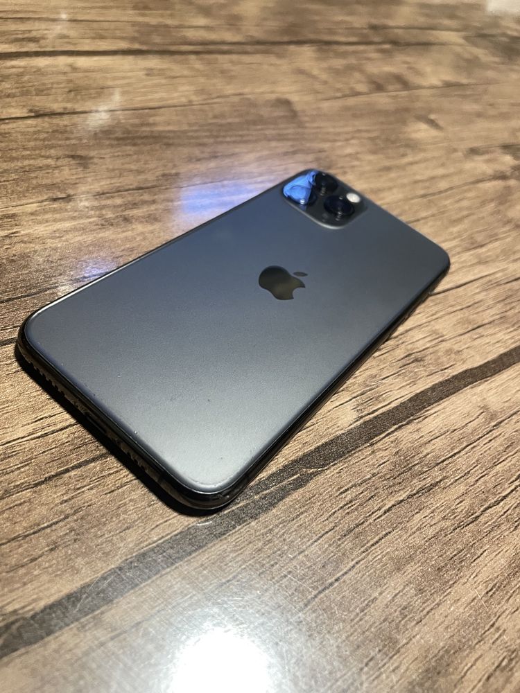 Iphone 11pro 64 83%emkos xolati ideal face id ishledi