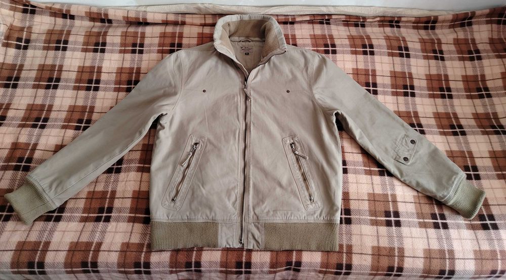 Jack & Jones /разм - М или 48 /Куртка короткая или бомбер