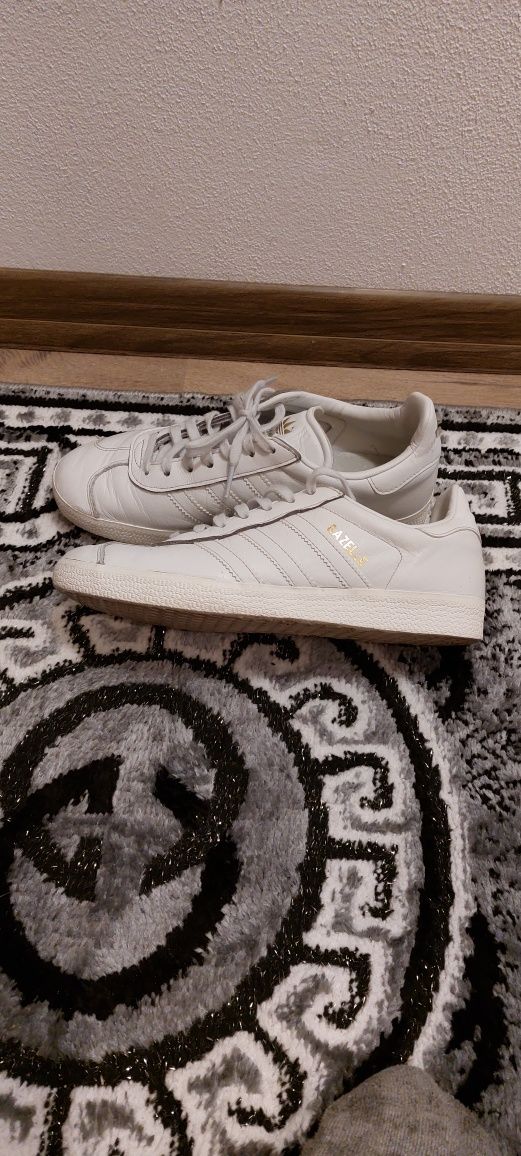 Adidaşi Gazelle originali mărimea 38