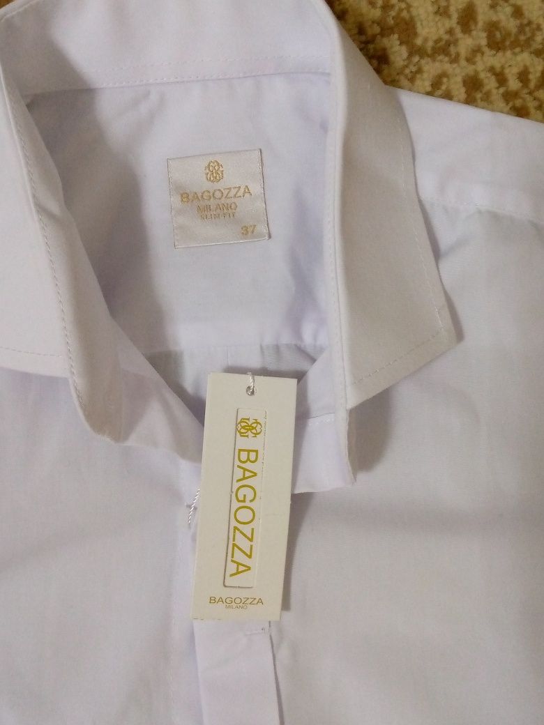 Белый рубашка 50000 сум