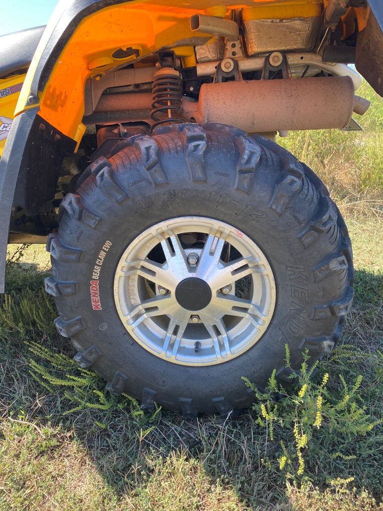Vand ATV marca Can Am cu servo