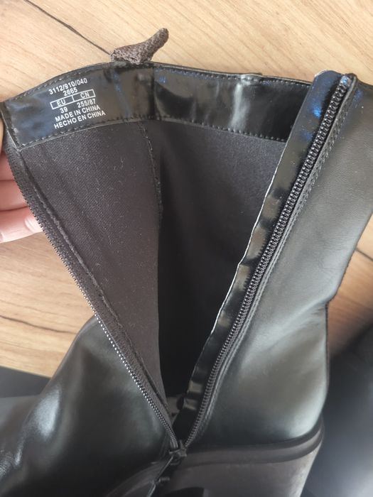 Черни кожени боти ZARA