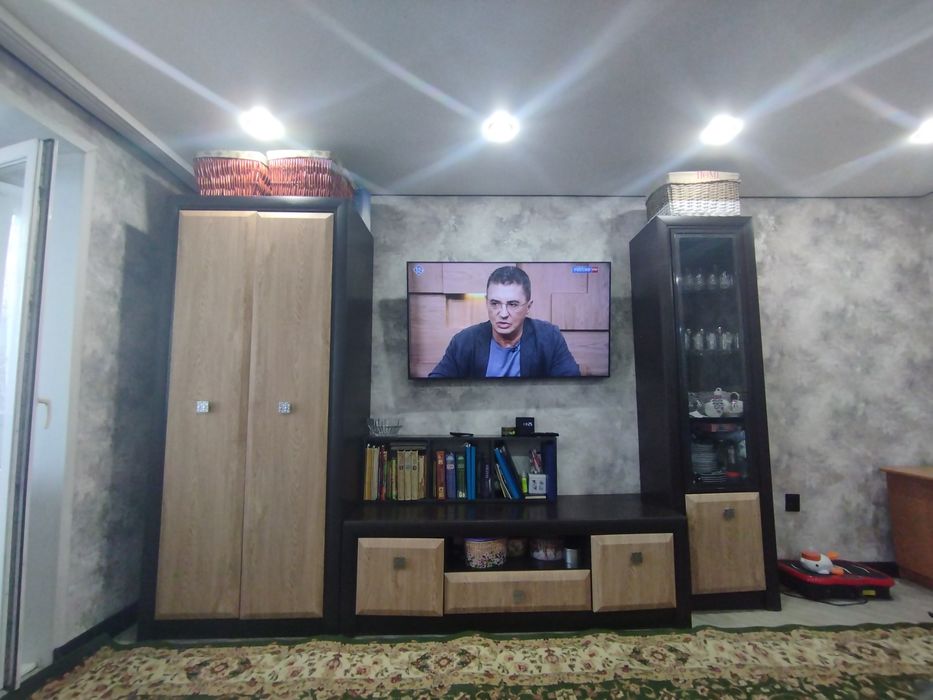 Продам шкаф стенка