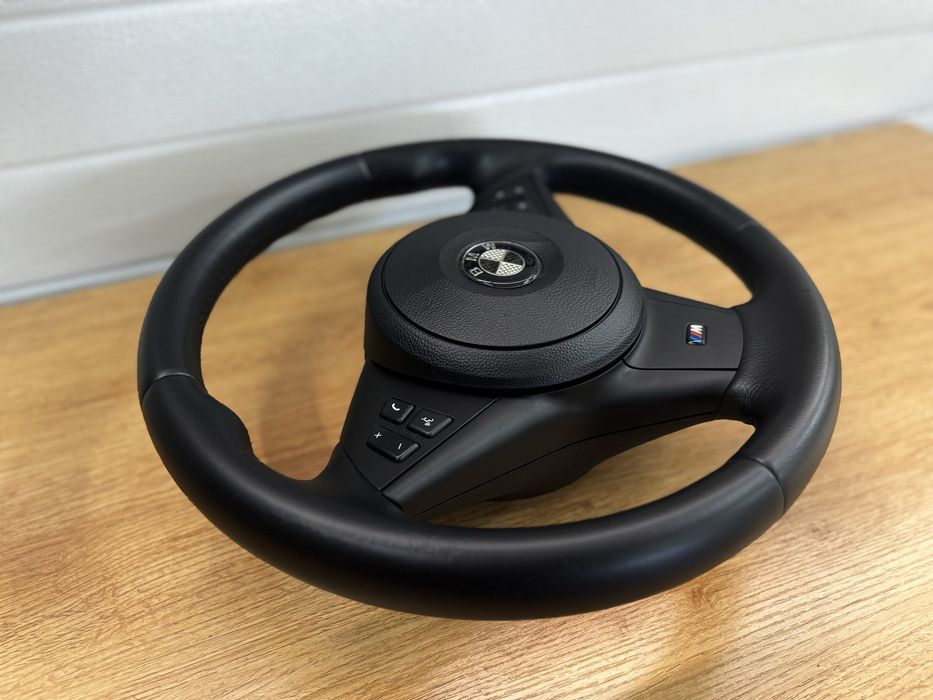 М волан за бмв 5та серия Е60/Е61  за кола със СТАРТ/СТОП