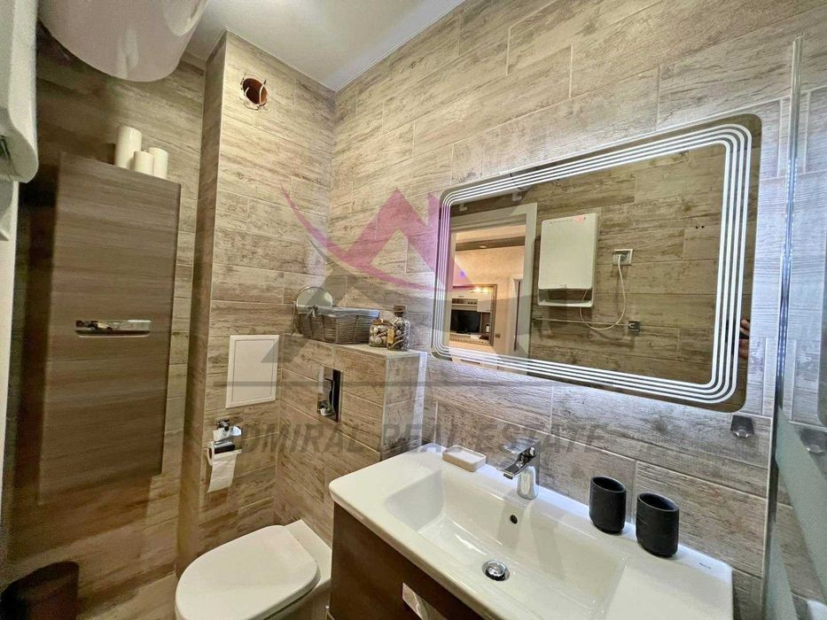 Дава се под наем Тристаен апартамент в Варна, Център - 74 кв.м за 1000 € - Снимка #4