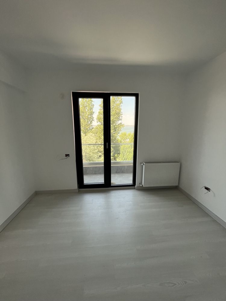 Apartament 3 Camere Vedere Lac