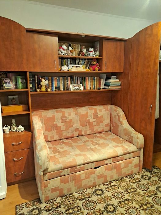 Apartament de închiriat.