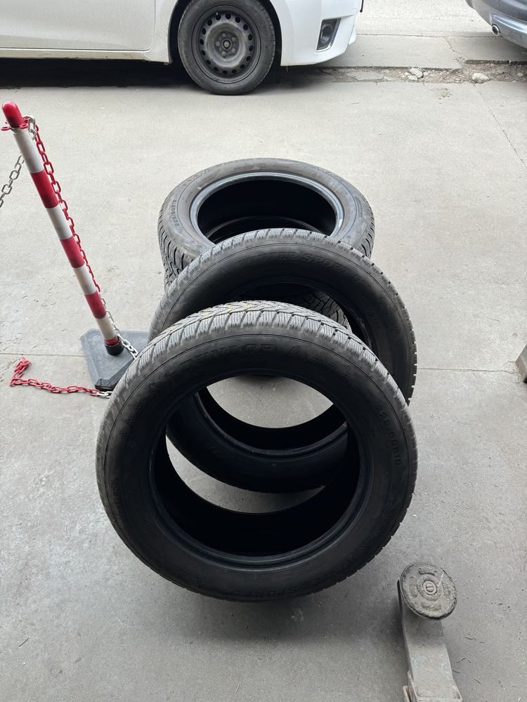 225 60 18 Dunlop winter sport зимни гуми