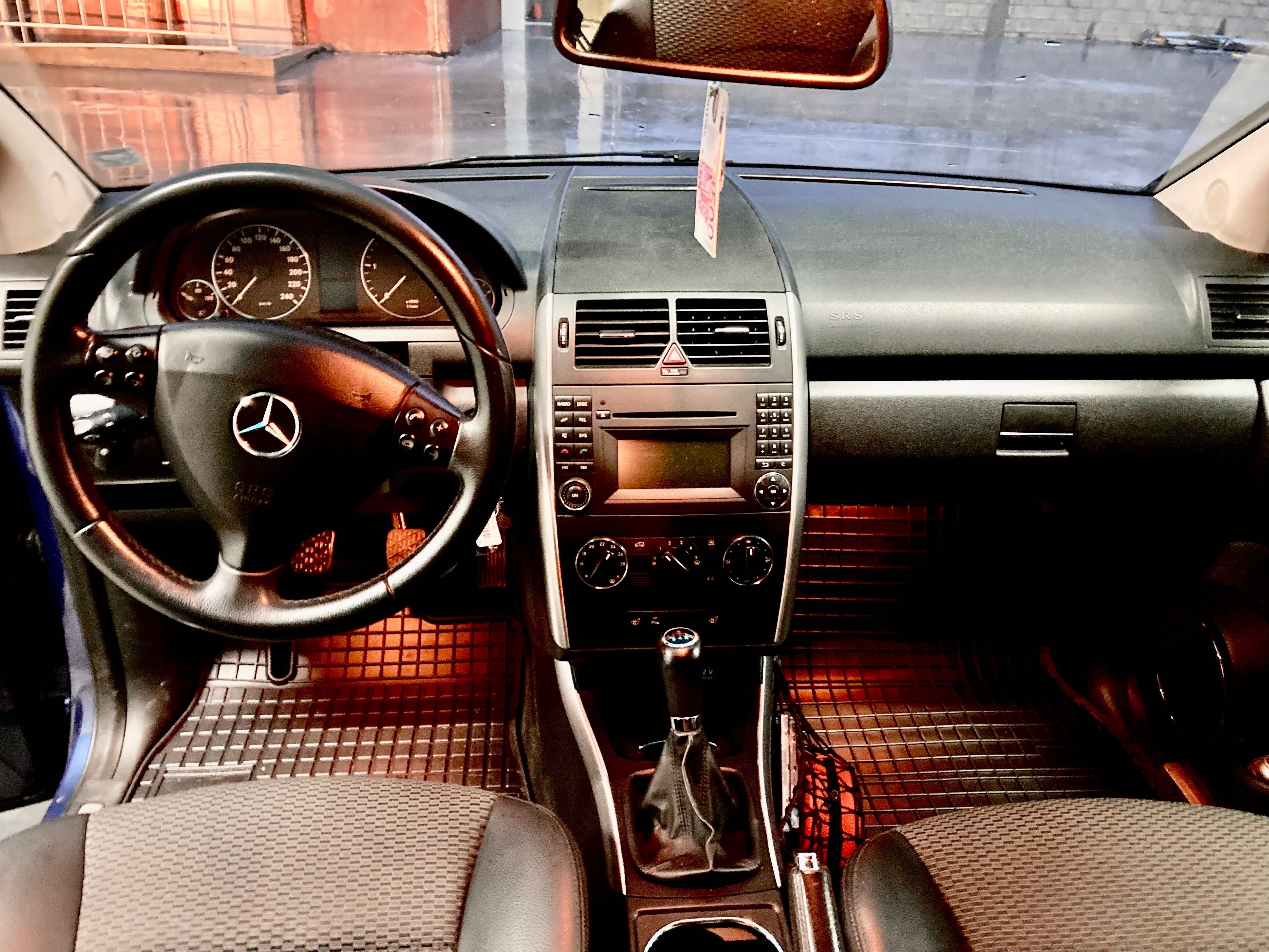 Mercedes-benz A-160, 2010