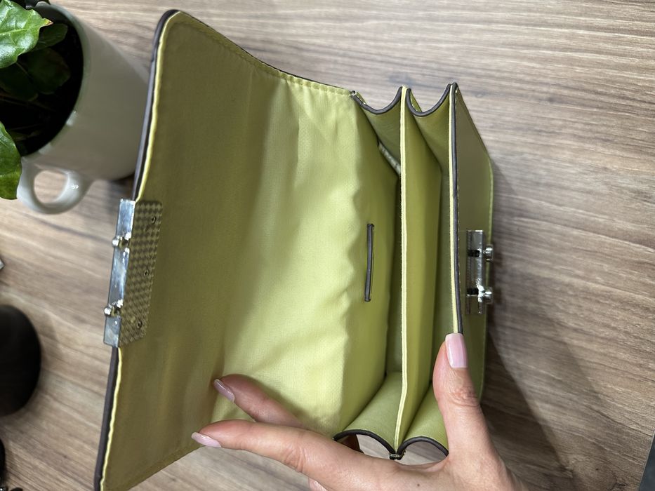 Нова дамска чанта Bershka