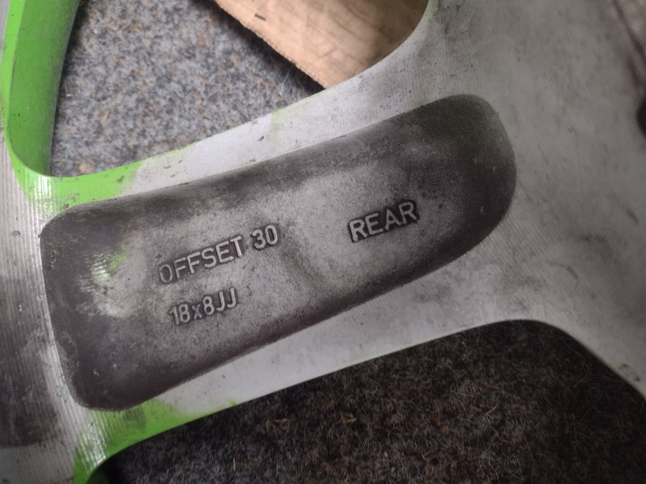 Оригинални 18-5х114.3 ЕТ30 8j Nissan 350Z