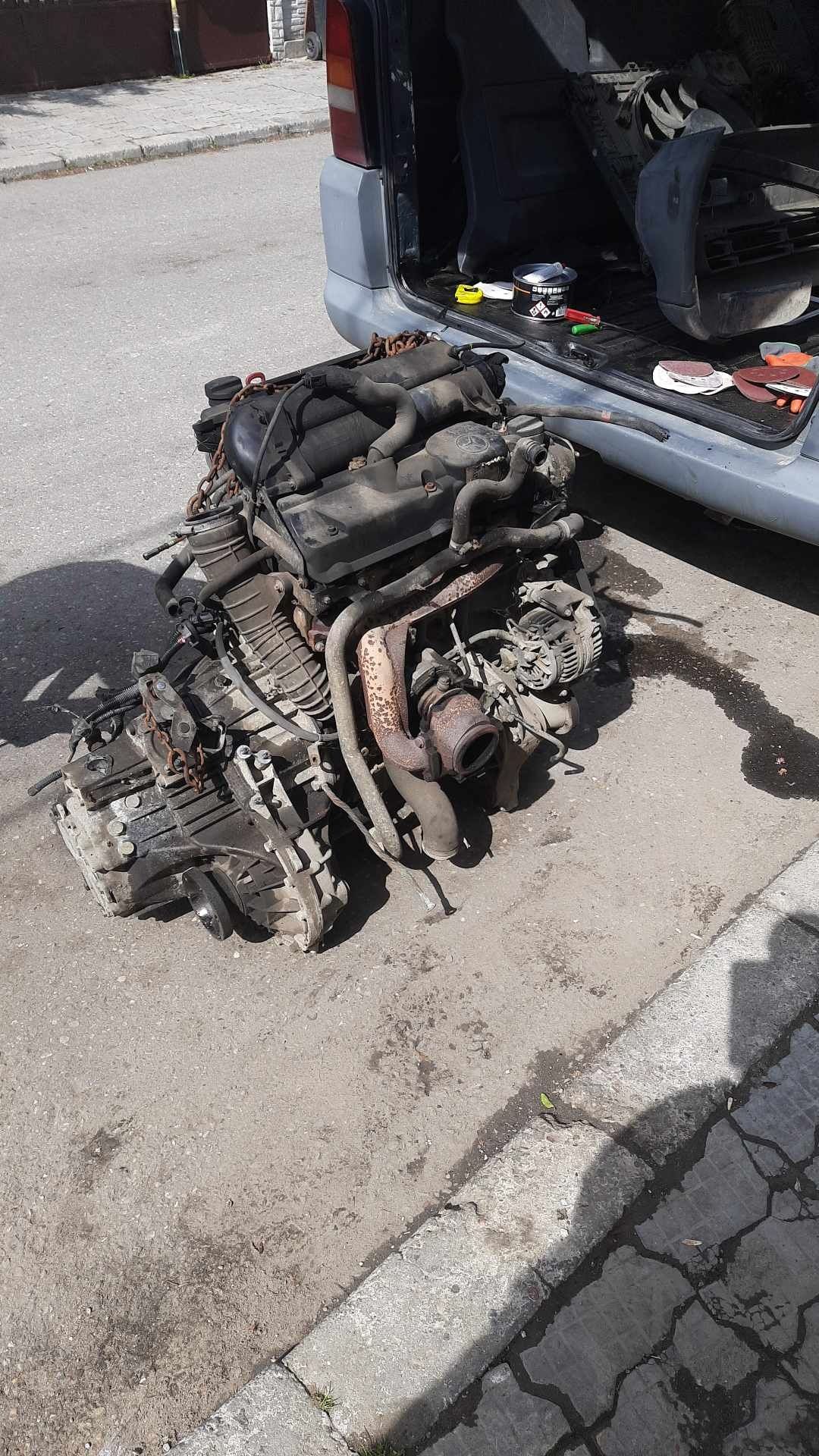 Vand motor de Mercedes 2.2