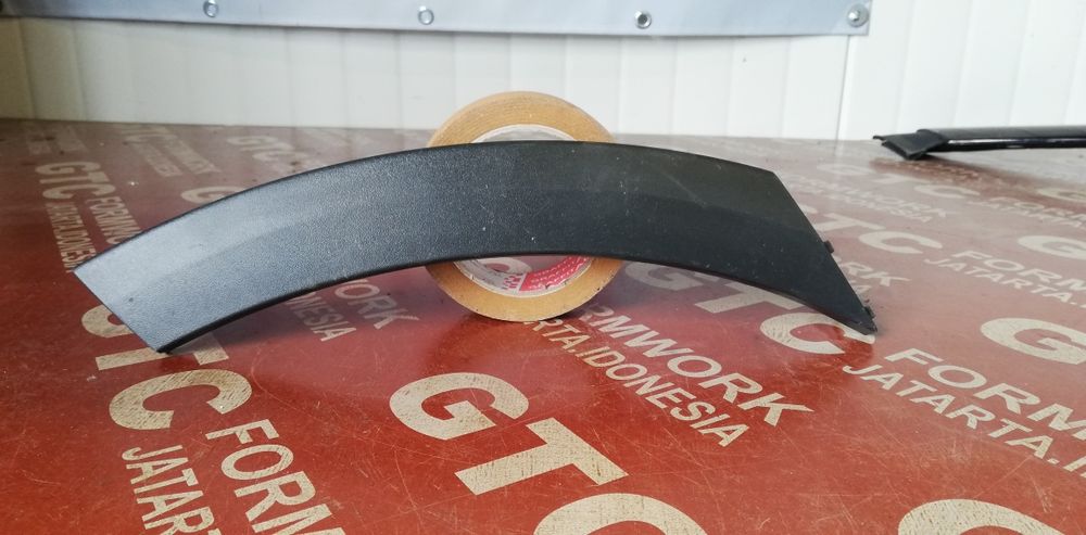 Комплект лайстни за задна броня за дясна и лява страна Seat Arona 2017